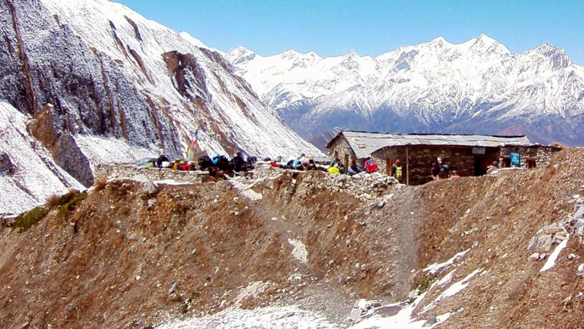 Annapurna circuit trekking
